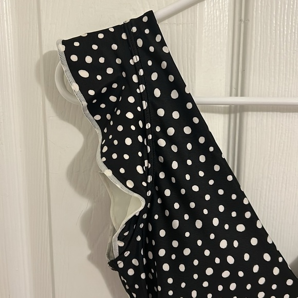 Summersalt Ruffle Backflip Polka Dot V Neck One Piece Swimsuit NWT Size 4 - Picture 5 of 11